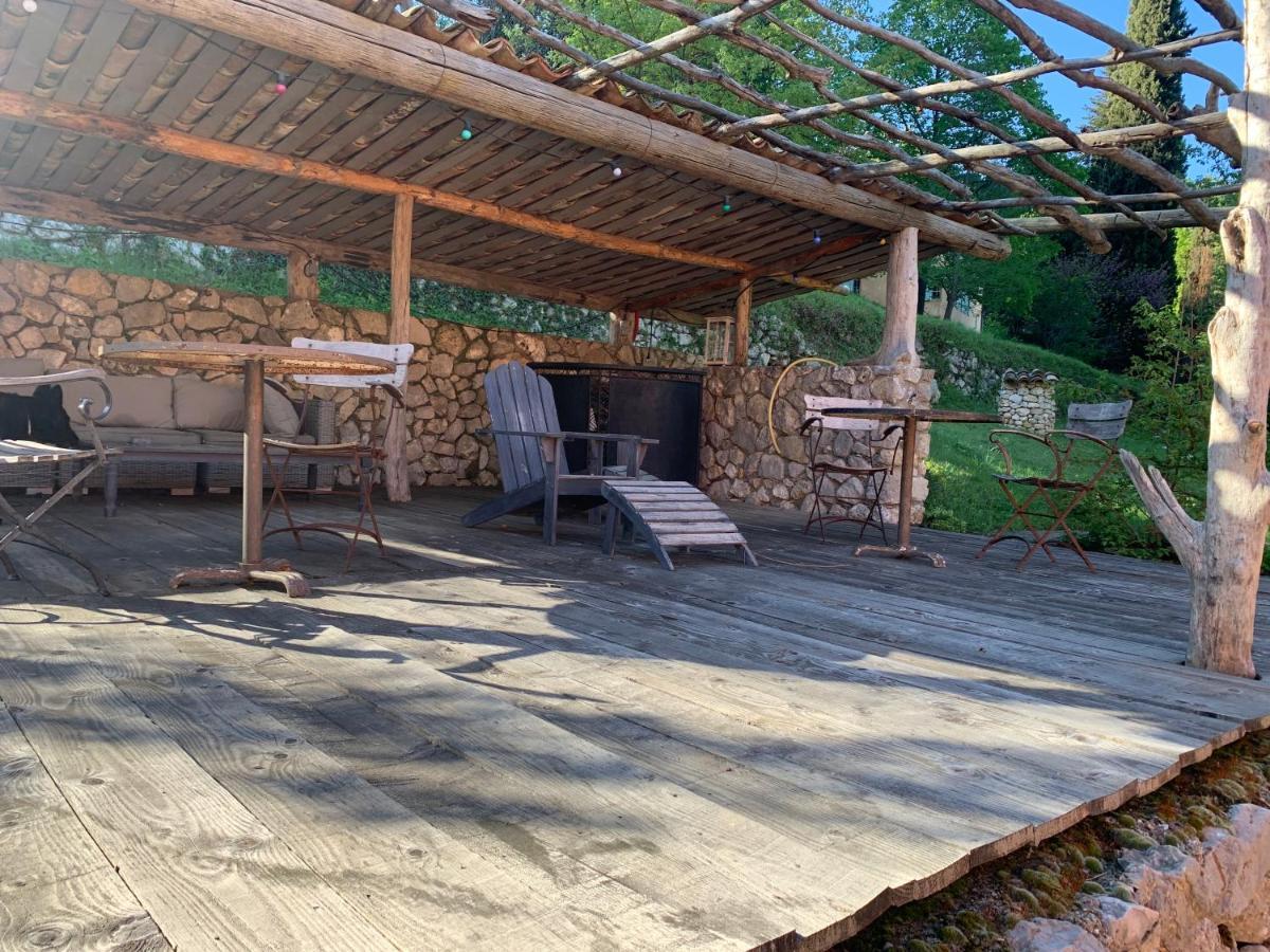 Mymoustiers Holiday home